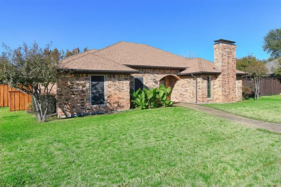 1627 Silverleaf Drive, Carrollton, TX 75007 - Image #2