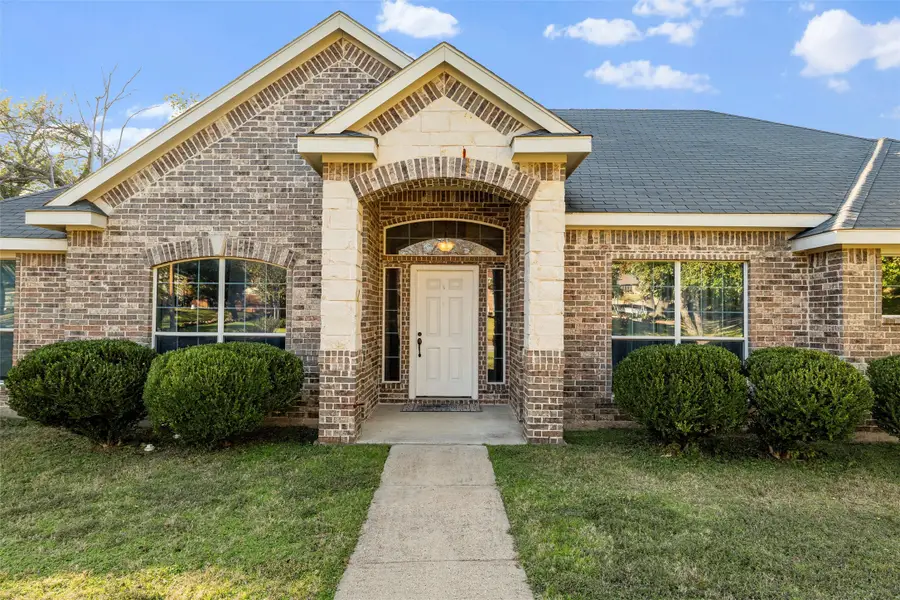 5532 Chimney Rock Road, Fort Worth, TX 76112 - Image #3