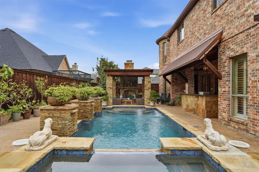 2217 Canterbury Drive, Mansfield, TX 76063 - Image #3