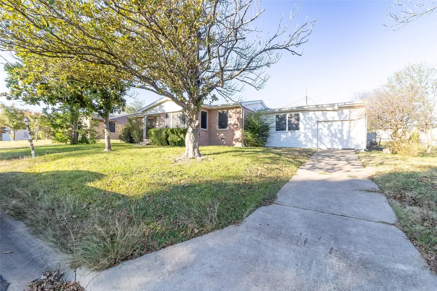 708 S 32nd Street, Temple, TX 76501 - #3