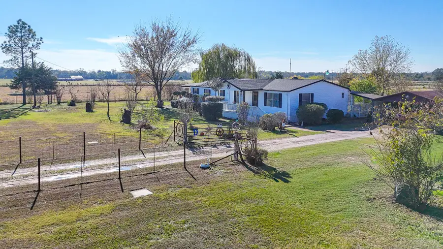 1231 County Road 2120, Kerens, TX 75144 - Image #2