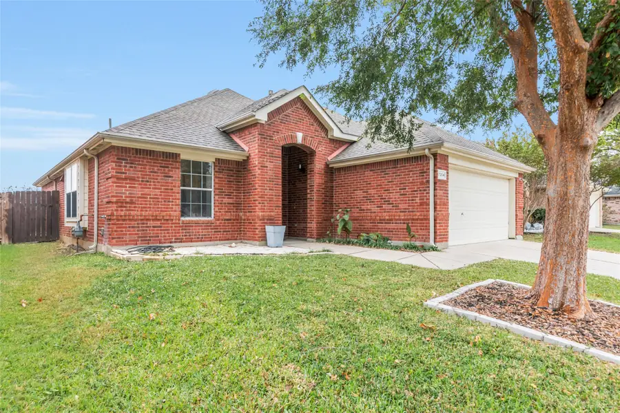 7204 Welshman Drive, Fort Worth, TX 76137 - Image #2