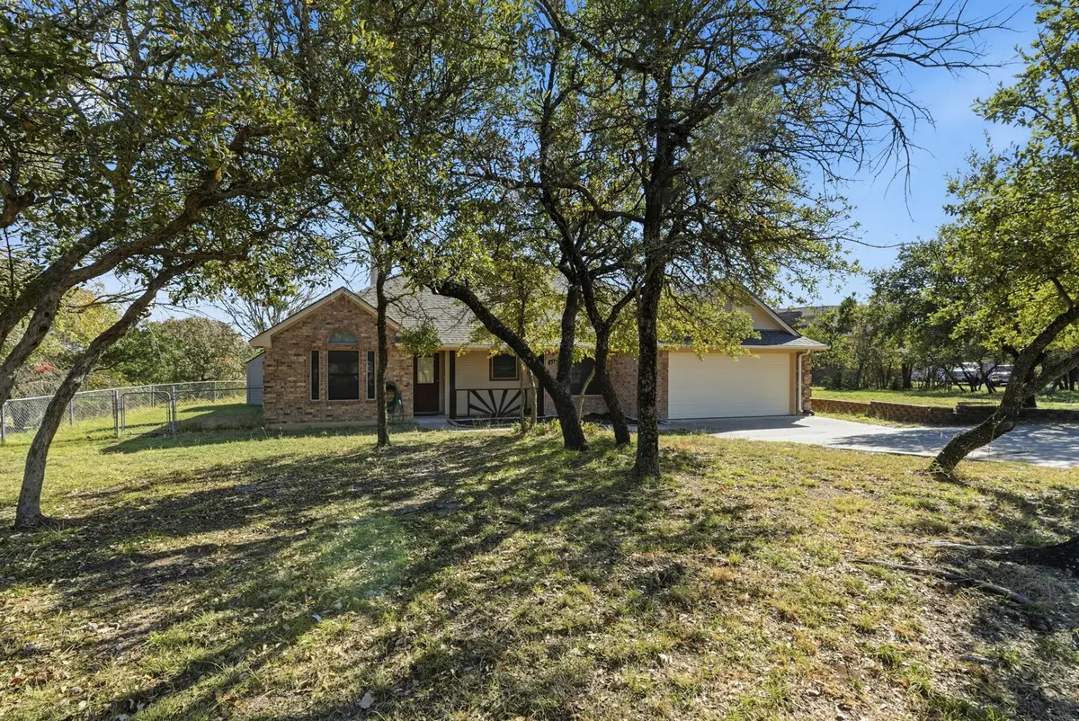 420 Valley Trail Drive, Weatherford, TX 76087 - Image #1