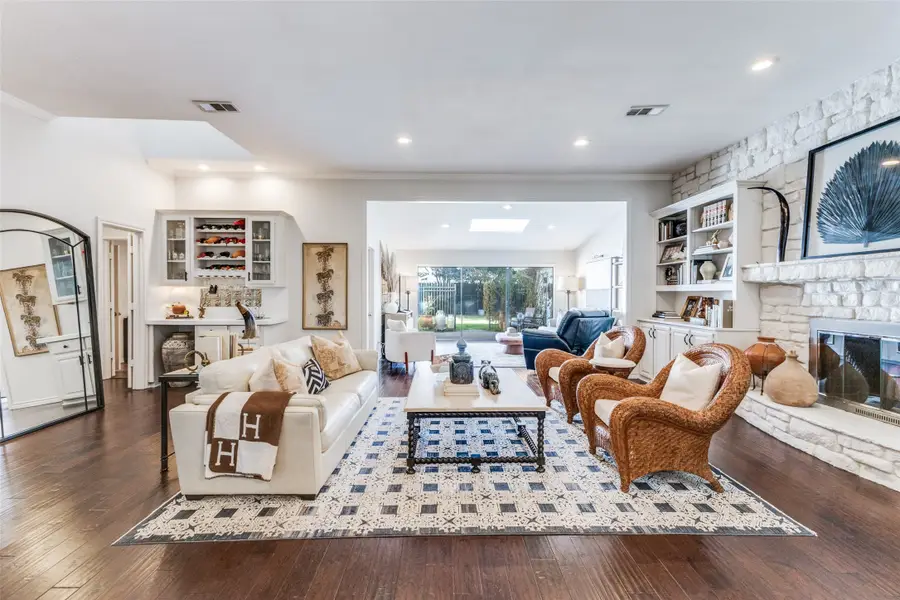 9743 Trevor Drive, Dallas, TX 75243 - Image #3