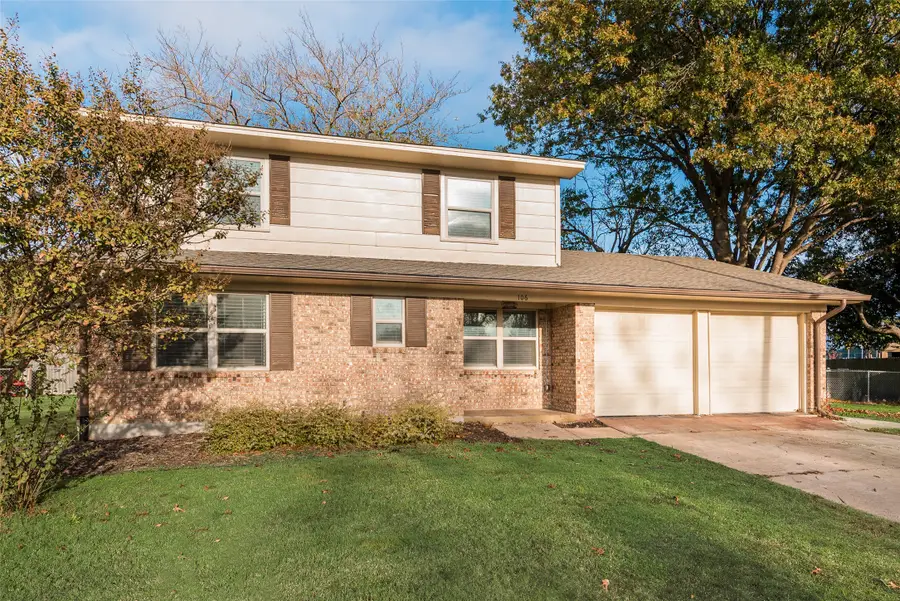 106 Apache Court, Waxahachie, TX 75165 - Image #3