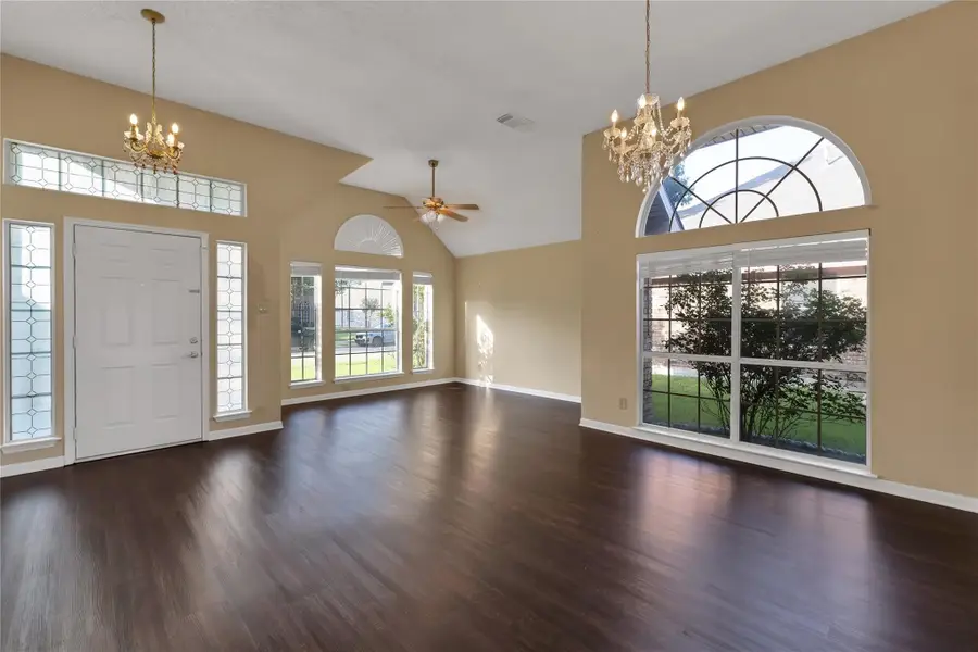 7914 Coastway Drive, Rowlett, TX 75088 - Image #2