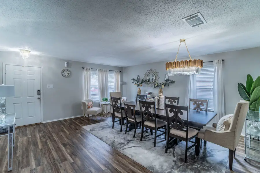 105 Forest Park Lane, Red Oak, TX 75164 - Image #3