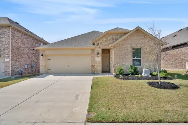 11228 Ponderosa Trail, Aubrey, TX 76227