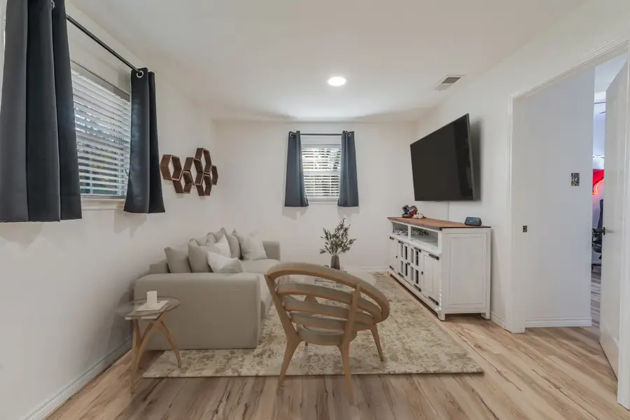 2417 Elk Trail, Granbury, TX 76048 - Image #2