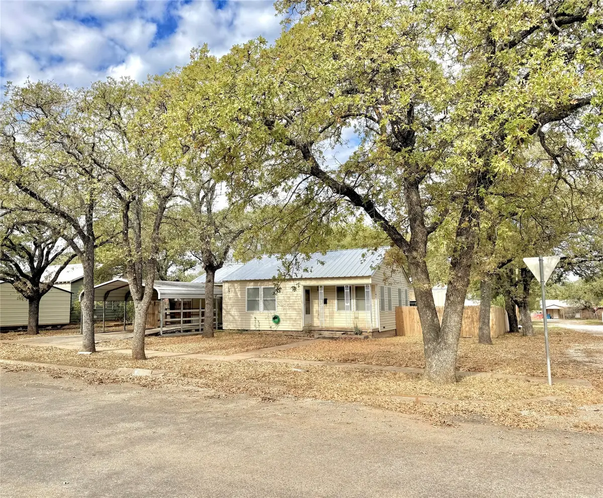 1400 W 13th Street, Cisco, TX 76437 - Image #1