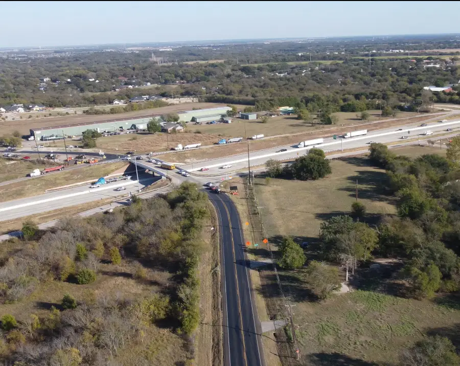 1446 N Interstate Highway 35 E, Waxahachie, TX 75165 - Image #2