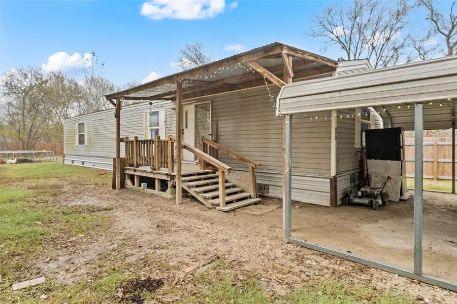 312 N Douglas Street, Mart, TX 76664 - Image #2