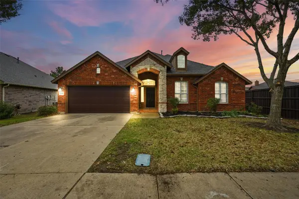 1300 Tippler Drive, Arlington, TX 76002