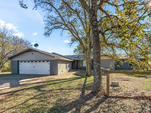 8090 County Road 4528, Palestine, TX 75803