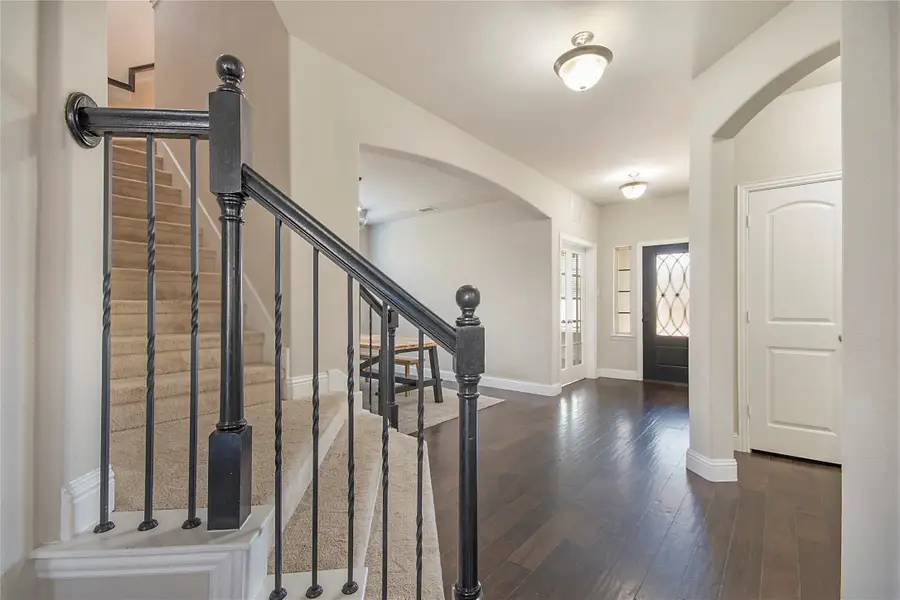 1709 Meadow Trail Lane, Aubrey, TX 76227 - Image #3