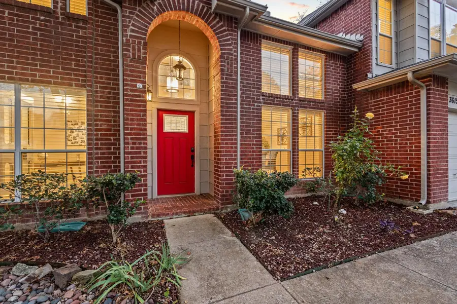 3615 Crestcreek Court, McKinney, TX 75071 - Image #2