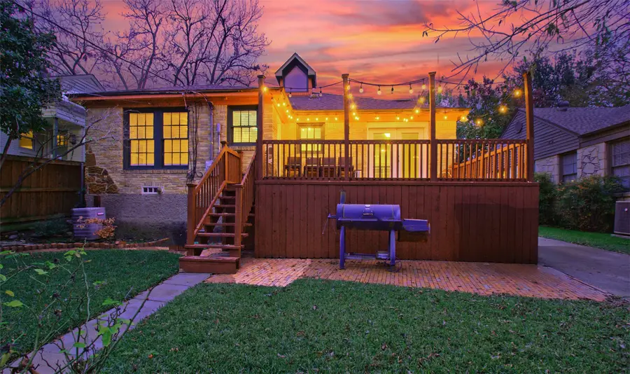 7010 Vivian Avenue, Dallas, TX 75223 - Image #2