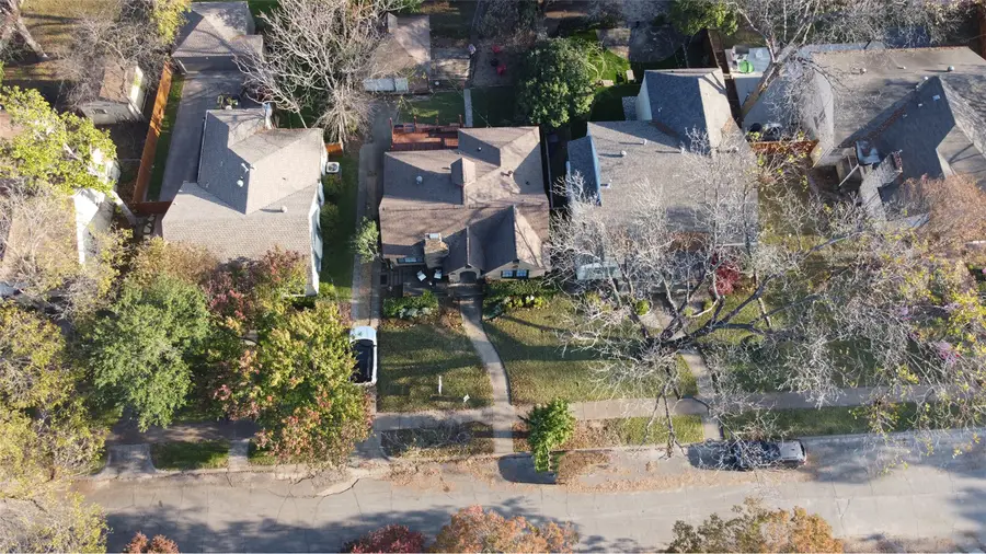 7010 Vivian Avenue, Dallas, TX 75223 - Image #3