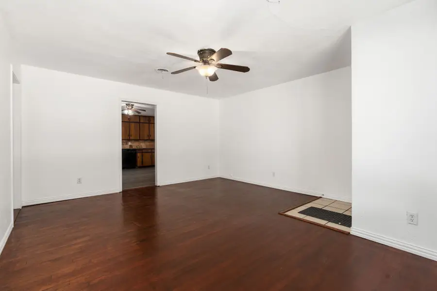 1201 W Felix Street, Fort Worth, TX 76115 - Image #3