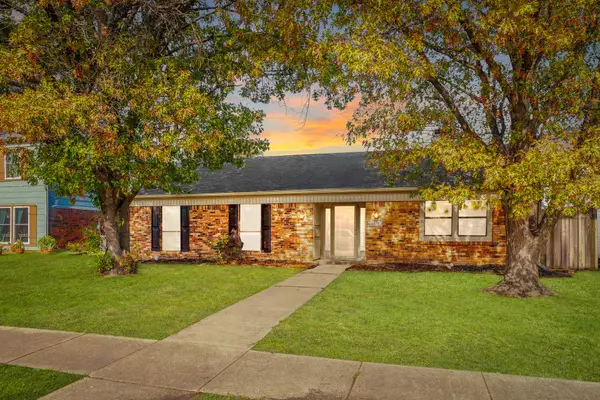 701 Melissa Lane, Garland, TX 75040