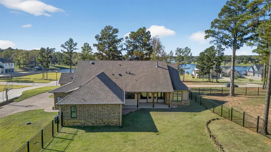22227 Mallards Cove Court, Bullard, TX 75757 - Image #3