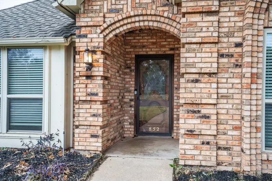 852 Windsong Court, Bedford, TX 76021 - Image #2