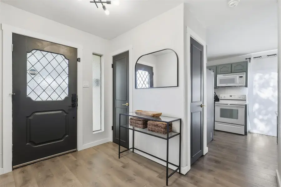 5368 Wonder Drive, Fort Worth, TX 76133 - Image #3