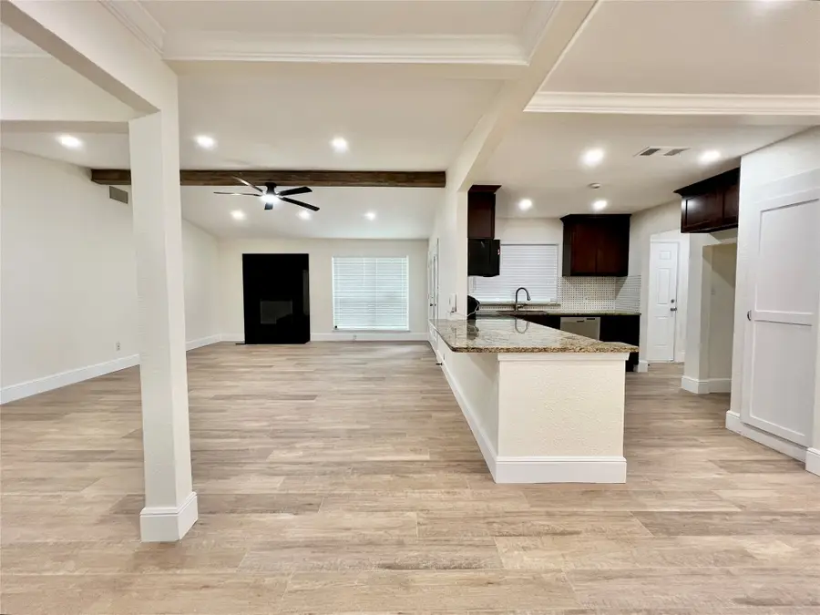 3241 Bunker Hill Drive, Forest Hill, TX 76140 - Image #2