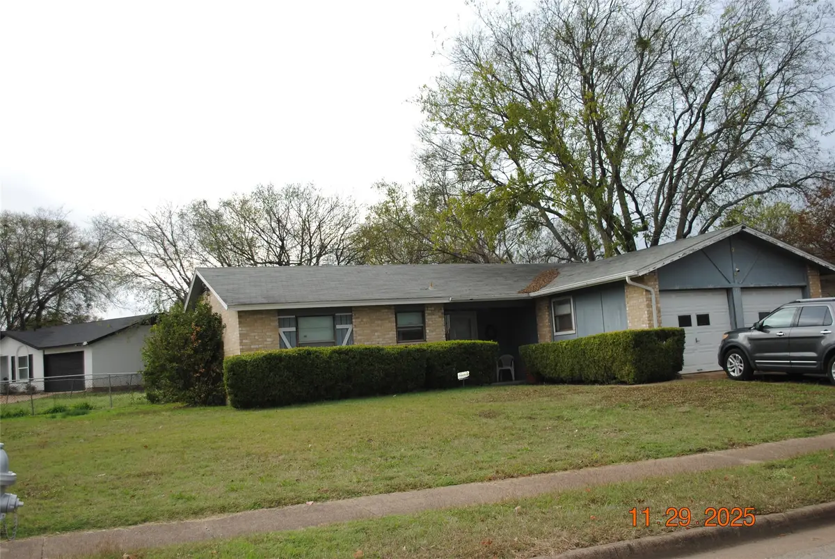 1539 Willowbrook Street, Lancaster, TX 75134 - Image #1