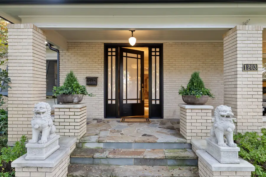 1203 N Windomere Avenue, Dallas, TX 75208 - Image #3