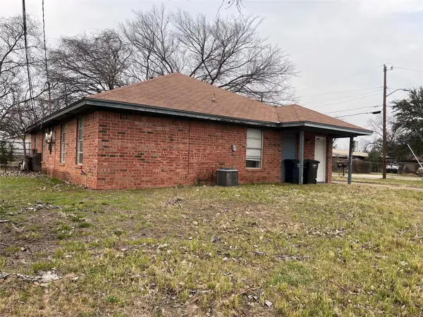 428 Sunset Lane, Fort Worth, TX 76114