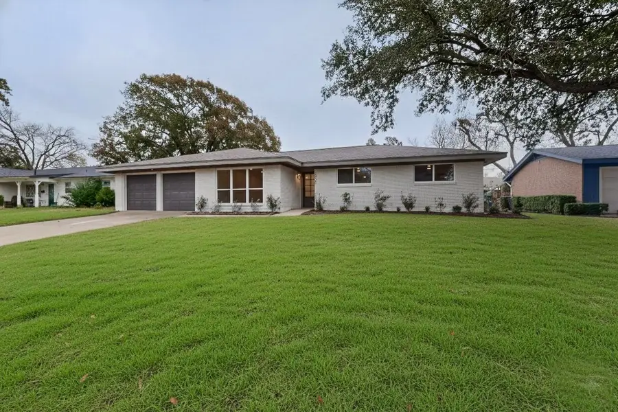 6905 Rockdale Road, Fort Worth, TX 76134 - Image #2