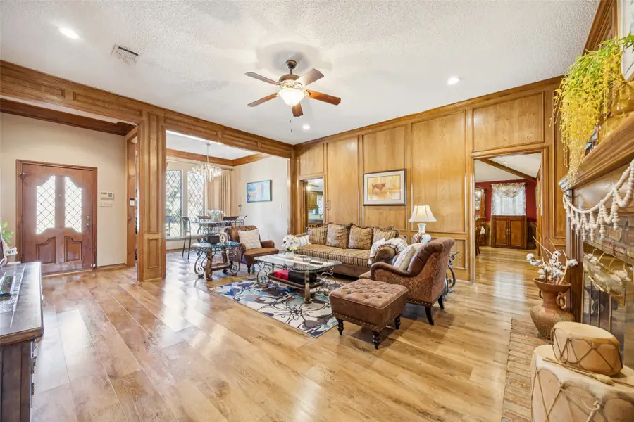 2918 Grand Oak Drive, Garland, TX 75044 - Image #3