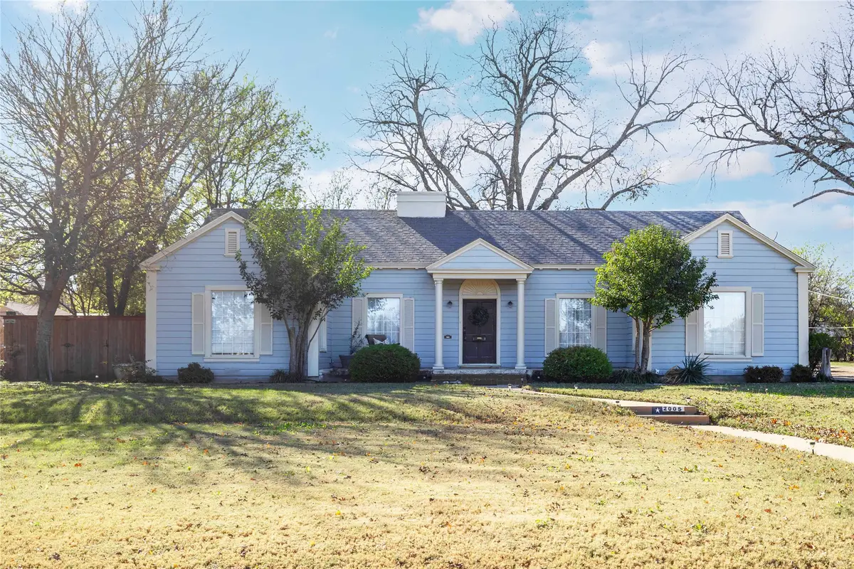 2005 1st Street, Brownwood, TX 76801 - Image #1