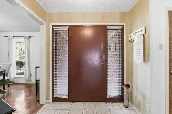 534 W Red Bird Lane, Duncanville, TX 75116 - Image #2