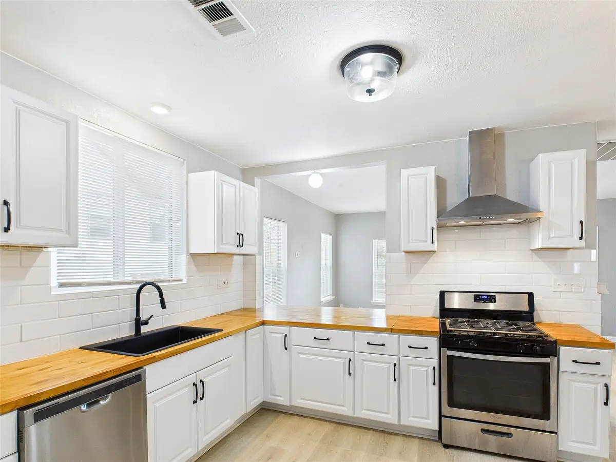 823 Havendon Circle, Dallas, TX 75203 - Image #1