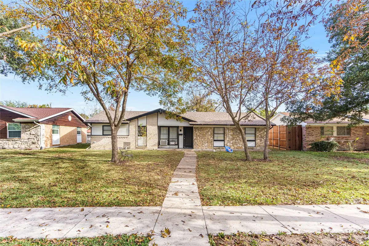 2404 Catalina Drive, Mesquite, TX 75150 - Image #1