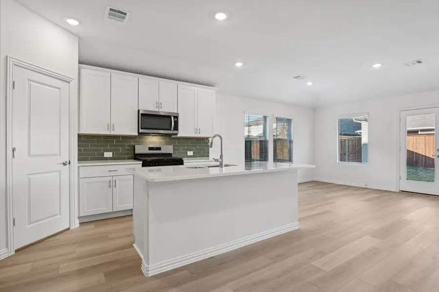 700 London Town Lane, Princeton, TX 75071 - Image #3