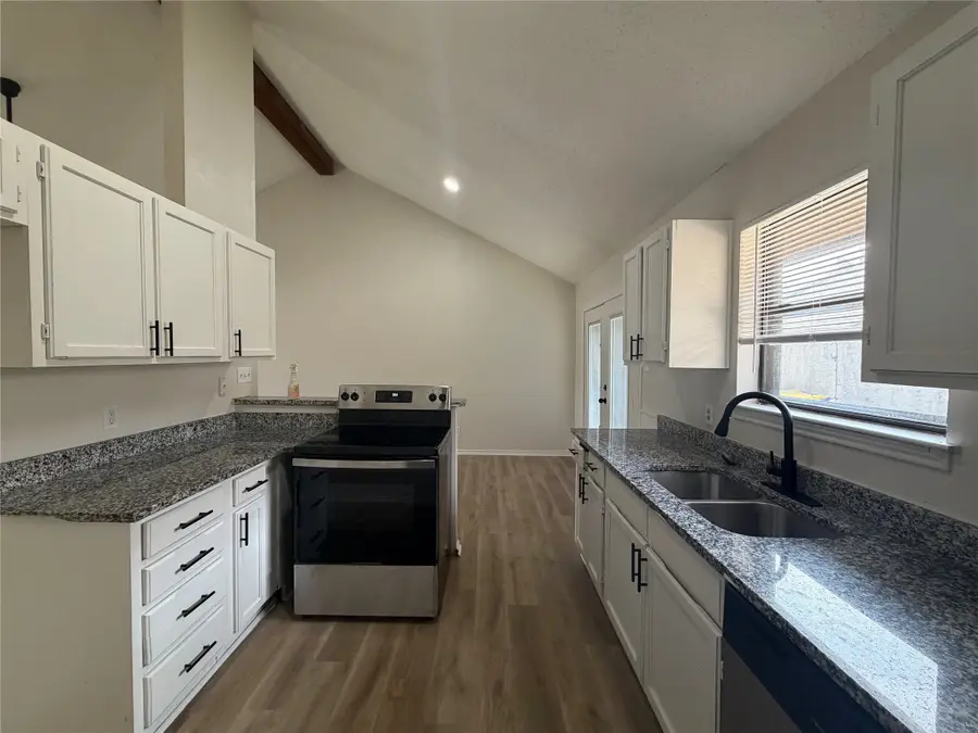 418 S Las Vegas Trail, White Settlement, TX 76108 - Image #3