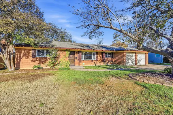 6112 Trail Lake Drive, Fort Worth, TX 76133