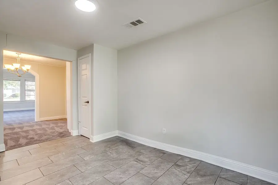 5809 Houghton Avenue, Fort Worth, TX 76107 - Image #3