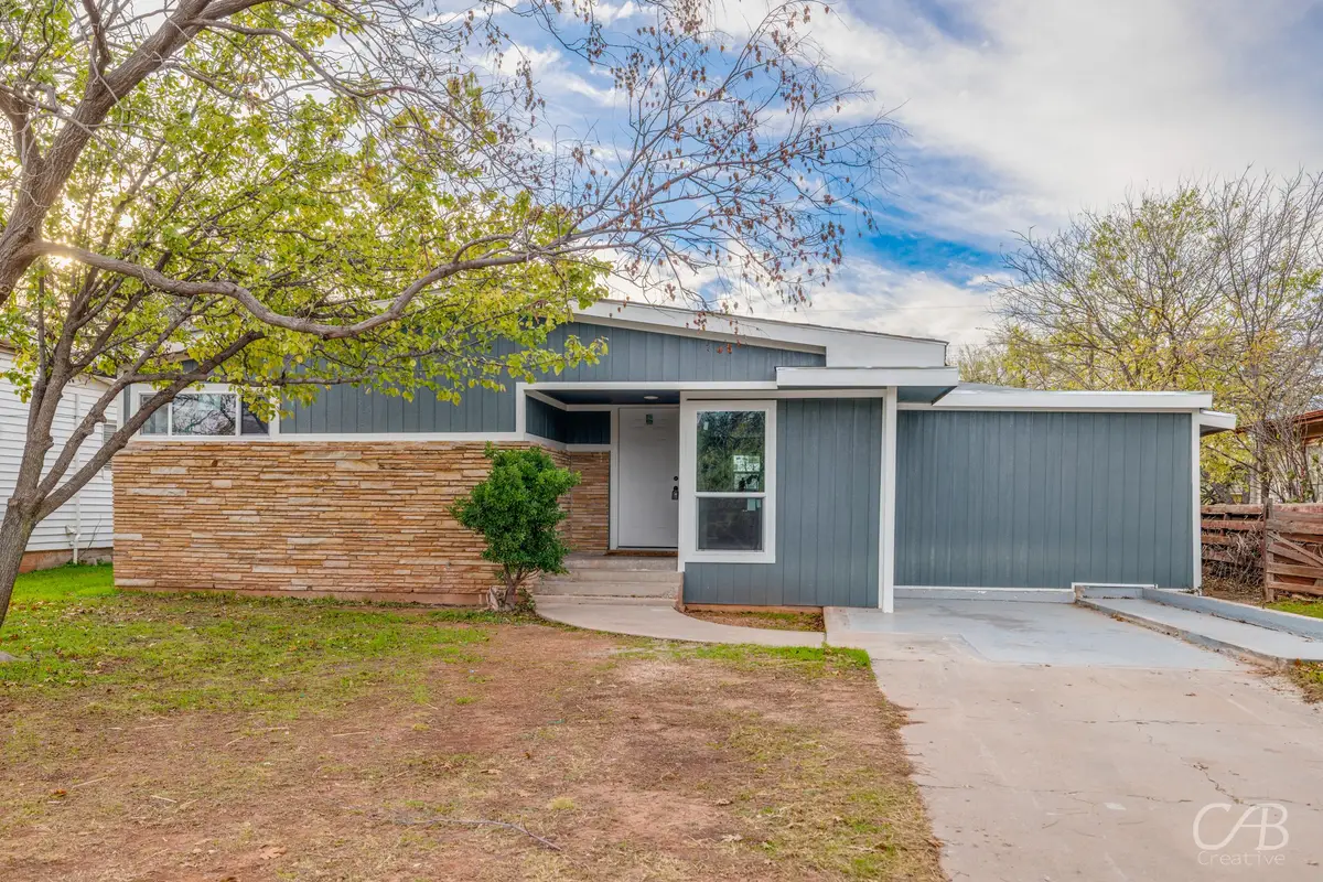 1018 S Pioneer Drive, Abilene, TX 79605 - Image #1