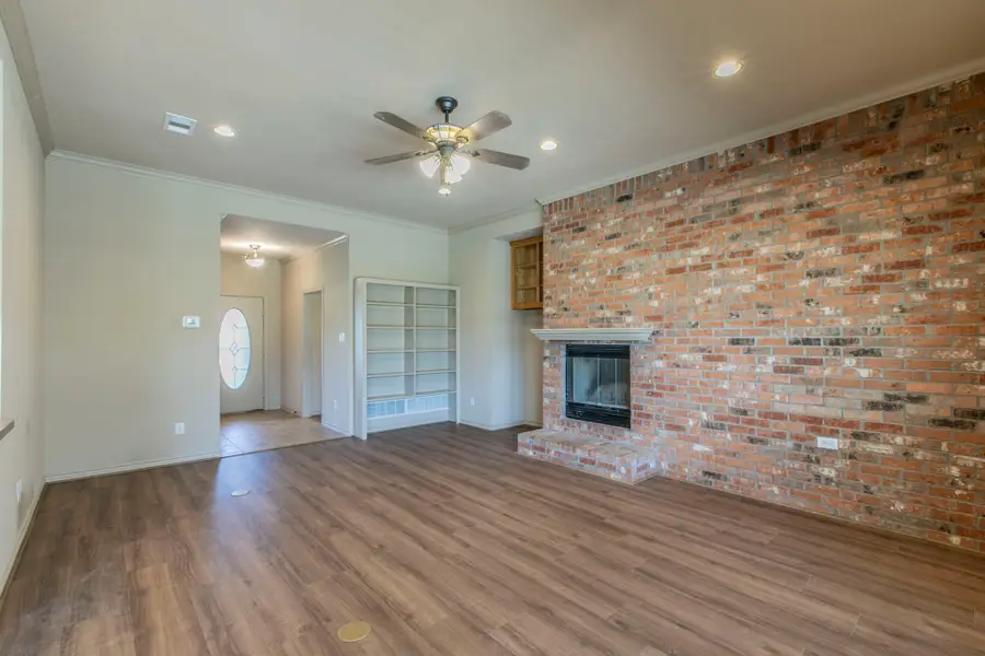 526 Preston Trail, Cedar Hill, TX 75104 - Image #3