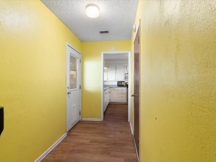 6508 Paula Court, North Richland Hills, TX 76182 - Image #2