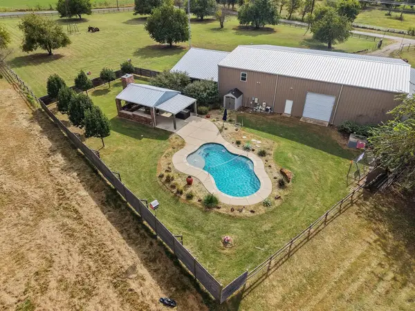 595 Pleasant Home Road, Sherman, TX 75092