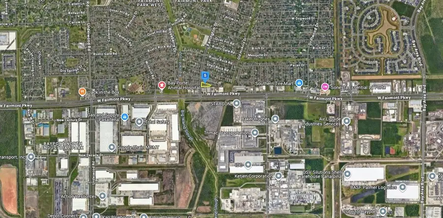 10403 Farrington Boulevard, La Porte, TX 77571 - Image #3