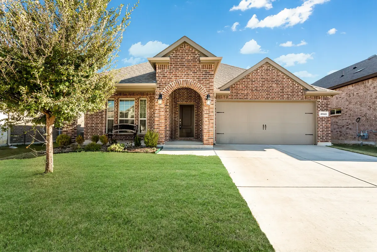 2913 Log Cabin Drive, Celina, TX 75009 - Image #1