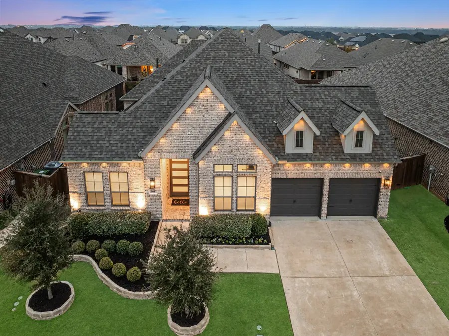 908 Bridle Path Parkway, Aubrey, TX 76227 - Image #2