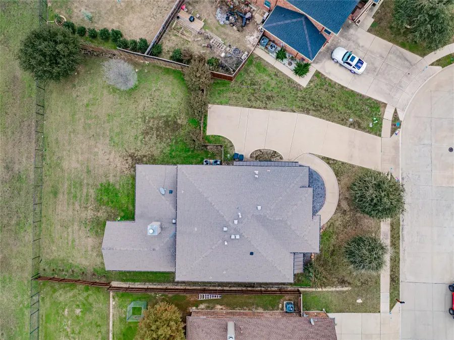 5404 Paloma Blanca Drive, Fort Worth, TX 76179 - Image #3