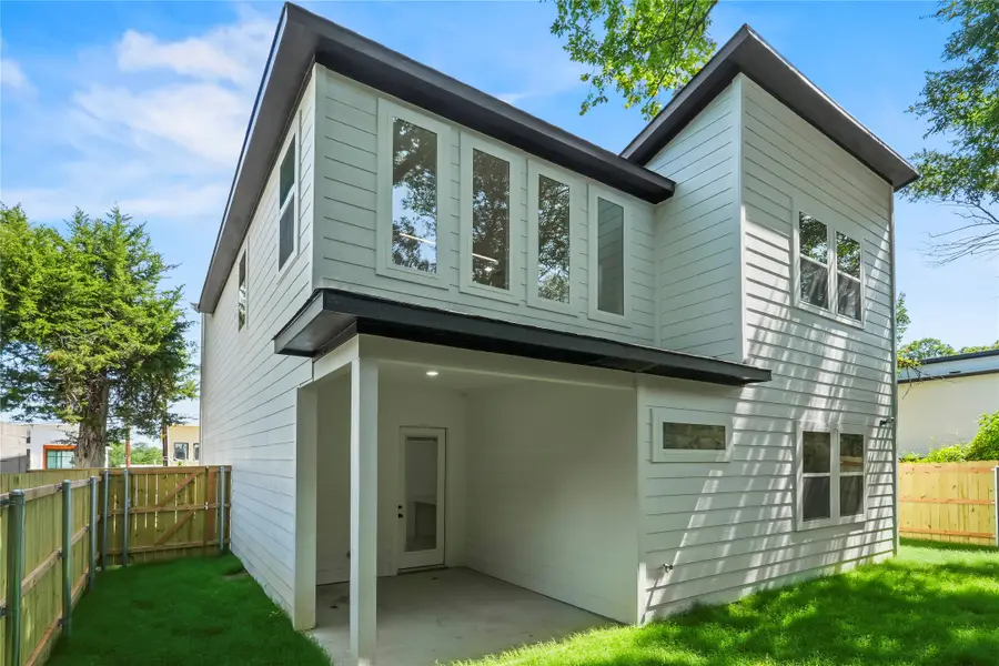 1312 Compton Street, Dallas, TX 75203 - Image #3